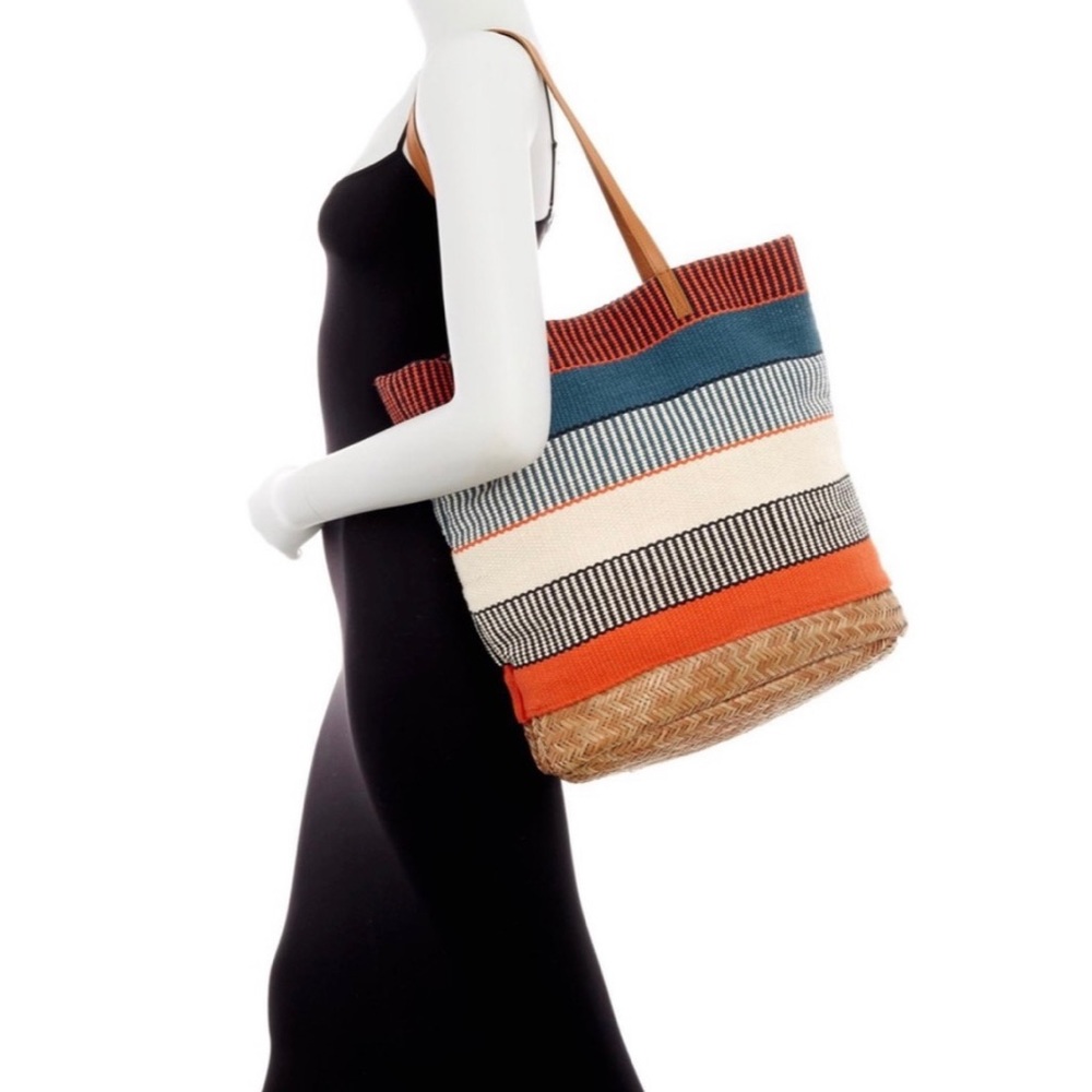 Woven tote with straw bottom